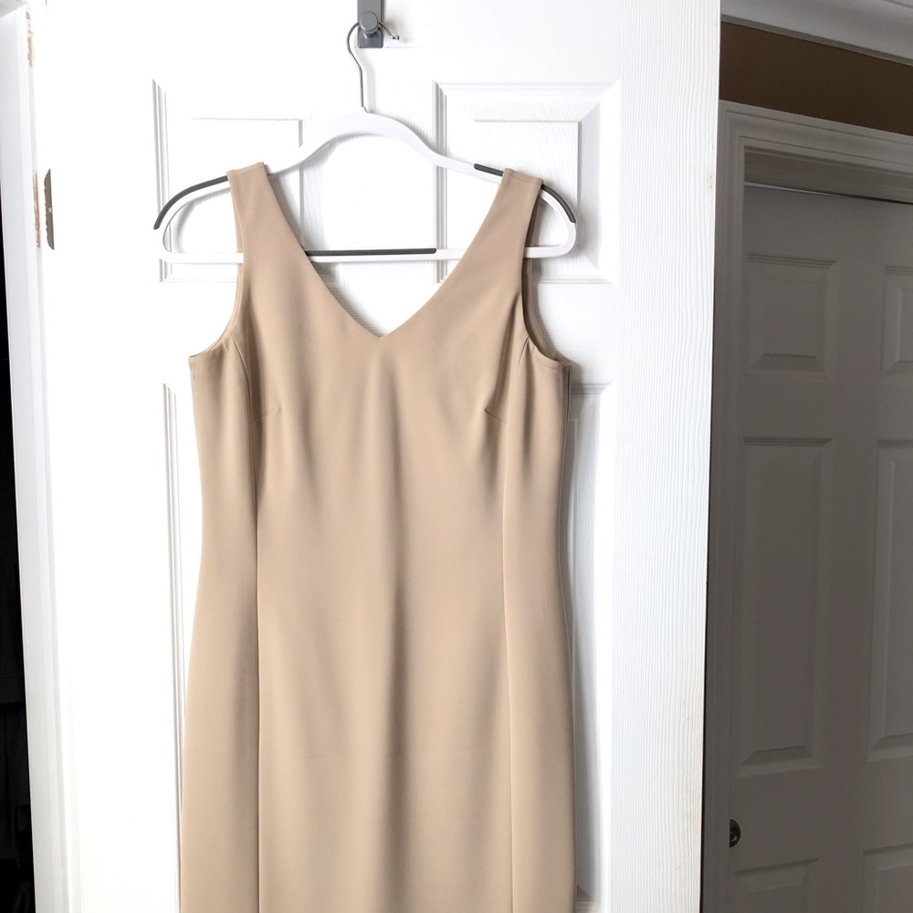 Cream shift dress.